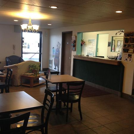 Travelodge By Wyndham Deer Lodge Montana מראה חיצוני תמונה