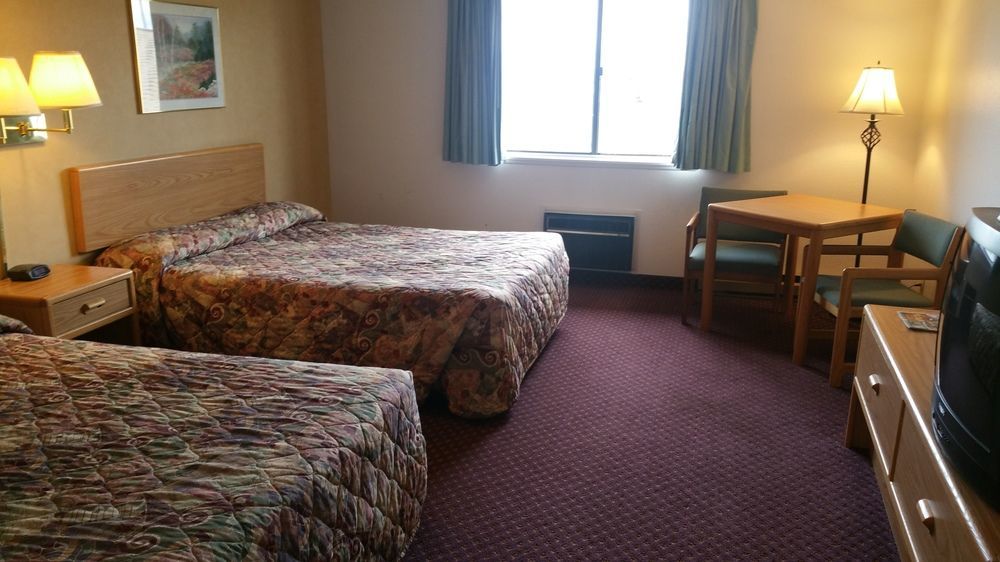 Travelodge By Wyndham Deer Lodge Montana מראה חיצוני תמונה